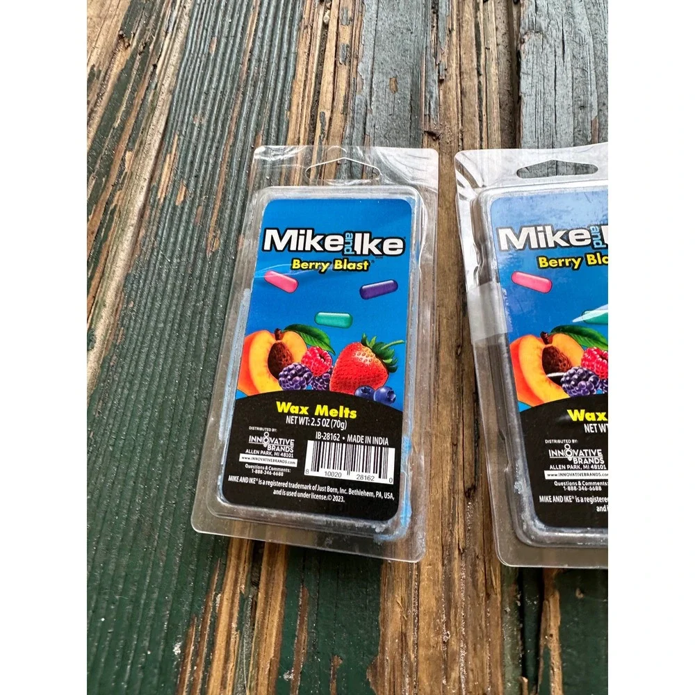 Mike and Ike Berry Blast Scented Wax Melts 2.5 oz 2-Pack Blue Candy Scent